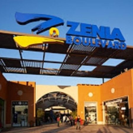 הוילה אוריהואלה Casa La Zenia Elite Townhouse With Shared Pool And 10 Minutes Walk To Beach מראה חיצוני תמונה