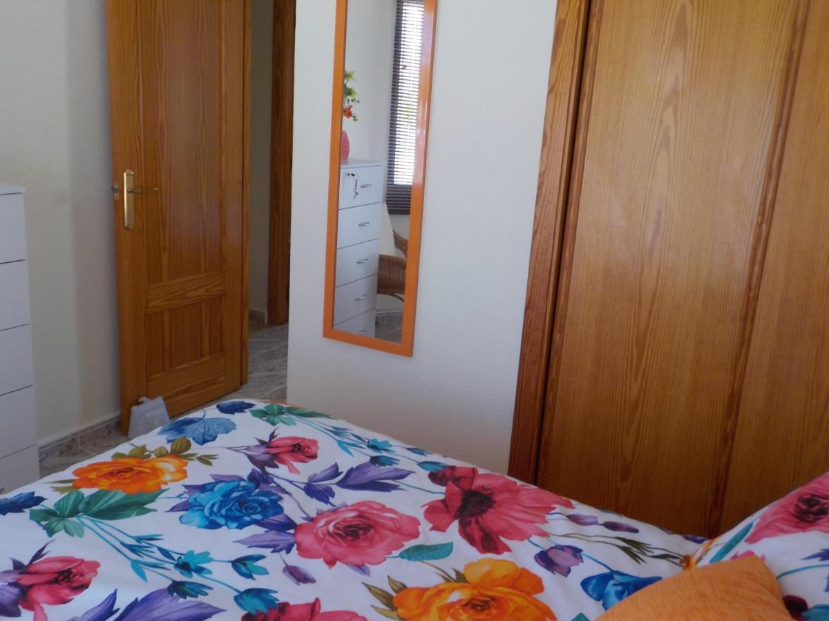 הוילה אוריהואלה Casa La Zenia Elite Townhouse With Shared Pool And 10 Minutes Walk To Beach מראה חיצוני תמונה